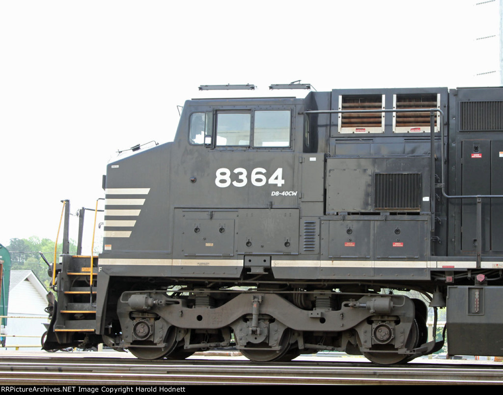 NS 8364